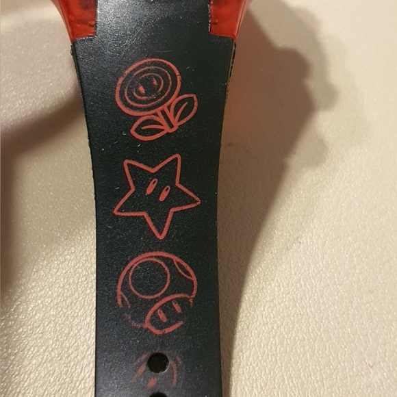 🦋10/$20🦋 Super Mario by Accutime Red/Black Flashing Lights LCD Boy's Watch - Picture 3 of 6